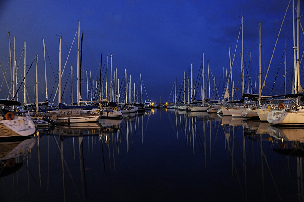 Didim Karaca Marine tekne kışlama ve bakım tesisi manzarası